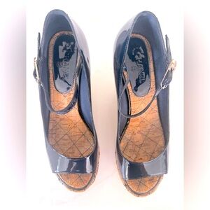 Chanel Navy Blue Patent Leather Pumps from the 2007 Collection by Karl L. S: 36